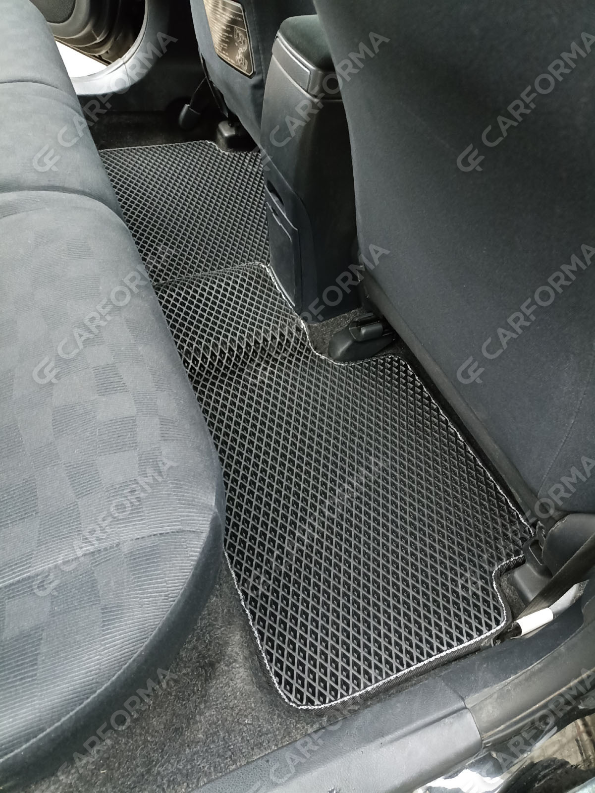 Коврики на Toyota Corolla Axio (E14) 2006&nbsp;-&nbsp;2012 в Барнауле