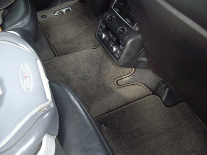 Ворсовые коврики на Audi Q7 I 2005 - 2015 в Барнауле