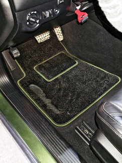 Ворсовые коврики на Dodge Challenger III 2008 - 2023 в Барнауле Ворсовые коврики на Dodge Challenger III 2008 - 2023 в Барнауле