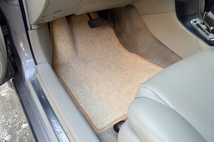 Ворсовые коврики на Toyota Avensis II 2002 - 2008 в Барнауле