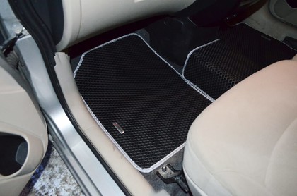 Ворсовые коврики на Mitsubishi Colt Plus VI 2004 - 2012 в Барнауле