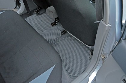 Ворсовые коврики на Toyota Starlet (P90) 1995 - 1999 в Барнауле