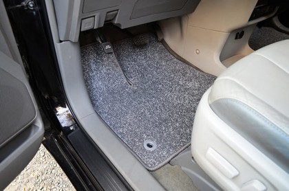 Ворсовые коврики на Toyota Sienna III 2010 - 2020 в Барнауле