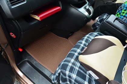 Ворсовые коврики на Nissan Serena (C27) 2016 - 2022 в Барнауле