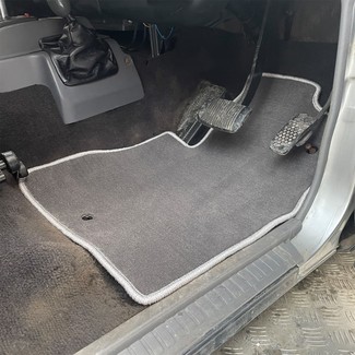 Ворсовые коврики на Toyota Land Cruiser 70 2006 - 2025 в Барнауле