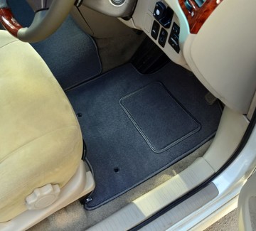Коврики на Toyota Ipsum II 2001 - 2009 в Барнауле