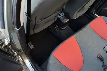 Ворсовые коврики на Nissan Micra (K12) 2003 - 2010 в Барнауле