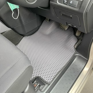 Ворсовые коврики на Nissan Serena (C26) 2010 - 2016 в Барнауле