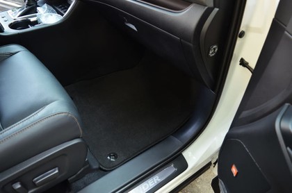 Ворсовые коврики на Toyota Highlander III 2013 - 2020 в Барнауле