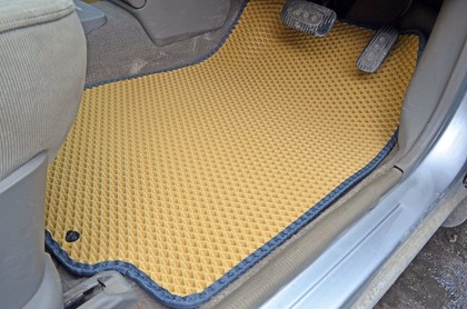 Ворсовые коврики на Nissan March (K12) 2002 - 2010 в Барнауле