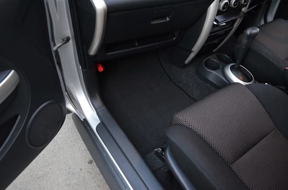 Ворсовые коврики на Toyota Ist I 2002 - 2007 в Барнауле
