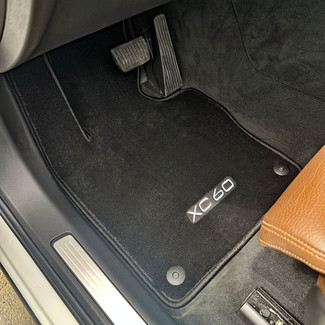 Коврики на Volvo XC60 II 2017 - 2025 в Барнауле