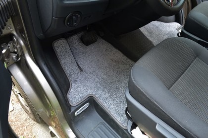 Коврики на Volkswagen Multivan (T5) 2003 - 2015 в Барнауле