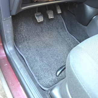 Ворсовые коврики на Ford Focus I 1998 - 2005 в Барнауле