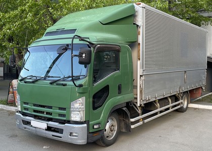 Ворсовые коврики на Isuzu Forward V широкая кабина 2007 - 2025 в Барнауле
