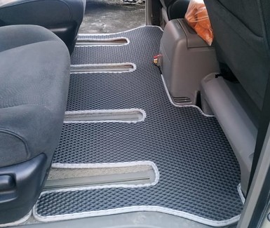 Ворсовые коврики на Toyota Alphard (H10) 2002 - 2008 в Барнауле