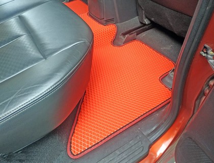 Коврики на Isuzu D-max II 2011 - 2021 в Барнауле