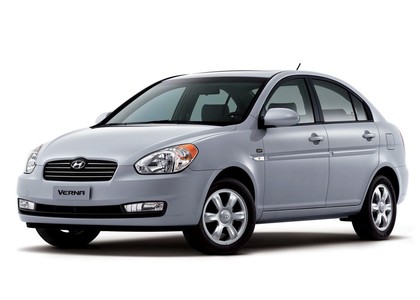 Ворсовые коврики на Hyundai Verna 2005 - 2010 в Барнауле