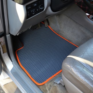 Коврики на Toyota Land Cruiser 100 1998 - 2007 в Барнауле