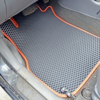 Ворсовые коврики на Hyundai Accent 1999 - 2012 в Барнауле