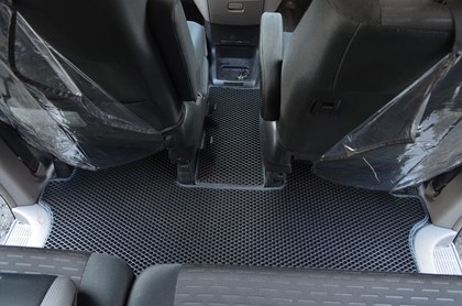 Ворсовые коврики на Toyota Noah (R60) 2001 - 2007 в Барнауле
