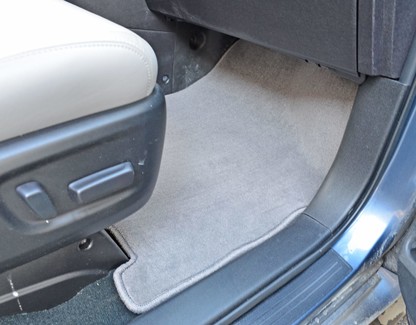 Ворсовые коврики на Toyota Sienna III 2010 - 2020 в Барнауле