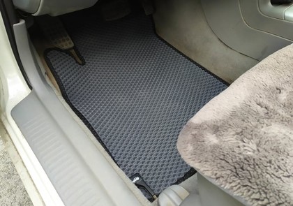 Коврики на Mitsubishi Galant VIII 1996 - 2005 в Барнауле