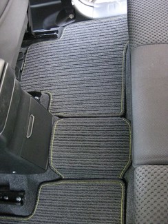 Ворсовые коврики на Suzuki Grand Vitara III 2005 - 2016 в Барнауле