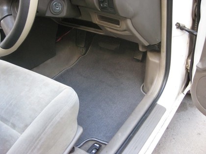 Ворсовые коврики на Nissan Sunny (B15) 1998 - 2004 в Барнауле