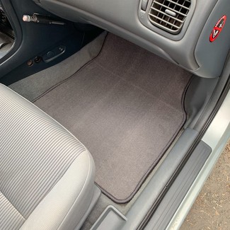 Ворсовые коврики на Nissan Almera Classic (B10) 2006 - 2013 в Барнауле
