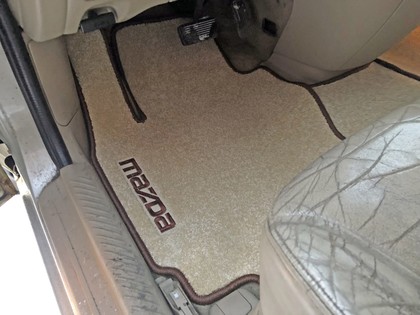 Ворсовые коврики на Mazda MPV II 1999 - 2006 в Барнауле