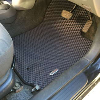 Коврики на Toyota Vitz I 1998 - 2005 в Барнауле Коврики на Toyota Vitz I 1998 - 2005 в Барнауле