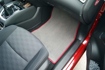 Ворсовые коврики на Nissan Qashqai (J11) (Английская сборка) 2013 - 2025 в Барнауле