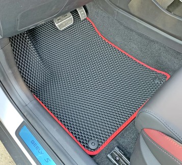 Ворсовые коврики на Geely Coolray 2018 - 2025 в Барнауле