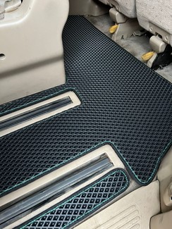Ворсовые коврики на Honda StepWGN II 2001 - 2005 в Барнауле