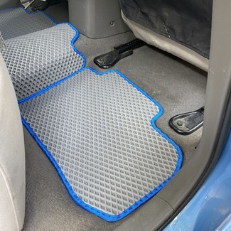 Ворсовые коврики на Nissan Leaf (ZE0) 2009 - 2012 в Барнауле