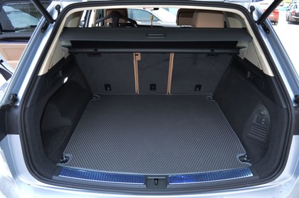 Ворсовые коврики на Volkswagen Touareg III 2018 - 2025 в Барнауле