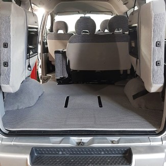 Коврики на Mitsubishi Delica 4 1994 - 2007 в Барнауле