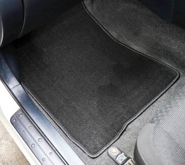 Коврики на Toyota Altezza 1998&nbsp;-&nbsp;2005 в Барнауле