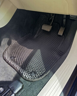Коврики на Volvo V40 II 2012 - 2020 в Барнауле
