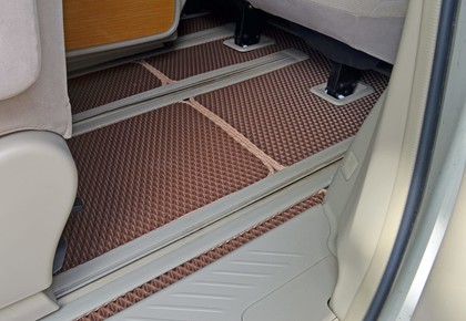 Ворсовые коврики на Toyota Estima III 2006 - 2019 в Барнауле