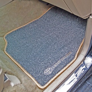 Коврики на Toyota Land Cruiser 100 1998 - 2007 в Барнауле