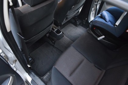 Ворсовые коврики на Toyota Ist I 2002 - 2007 в Барнауле
