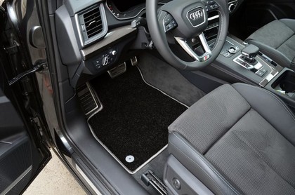 Ворсовые коврики на Audi Q5 II 2016 - 2025 в Барнауле