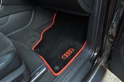 Ворсовые коврики на Audi Q7 I 2005 - 2015 в Барнауле