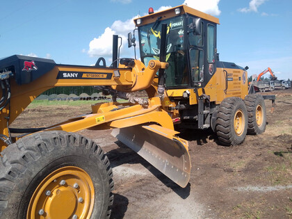 Ворсовые коврики на Спецтехника Автогрейдер SANY STG230C 8 AWD  в Барнауле