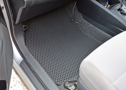 Ворсовые коврики на Toyota Corolla Axio (E16) 2012 - 2025 в Барнауле