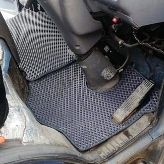 Ворсовые коврики на Nissan Atlas (F23) 1992 - 2007 в Барнауле