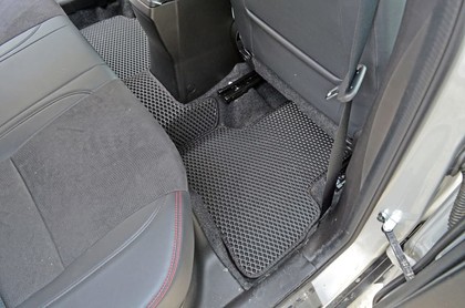 Ворсовые коврики на Suzuki Vitara 2014 - 2025 в Барнауле