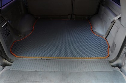 Ворсовые коврики на Lexus LX 470 1997 - 2007 в Барнауле